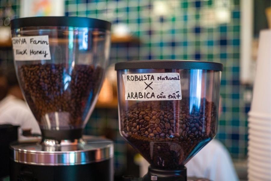 An image of a breakfast blend coffee beans